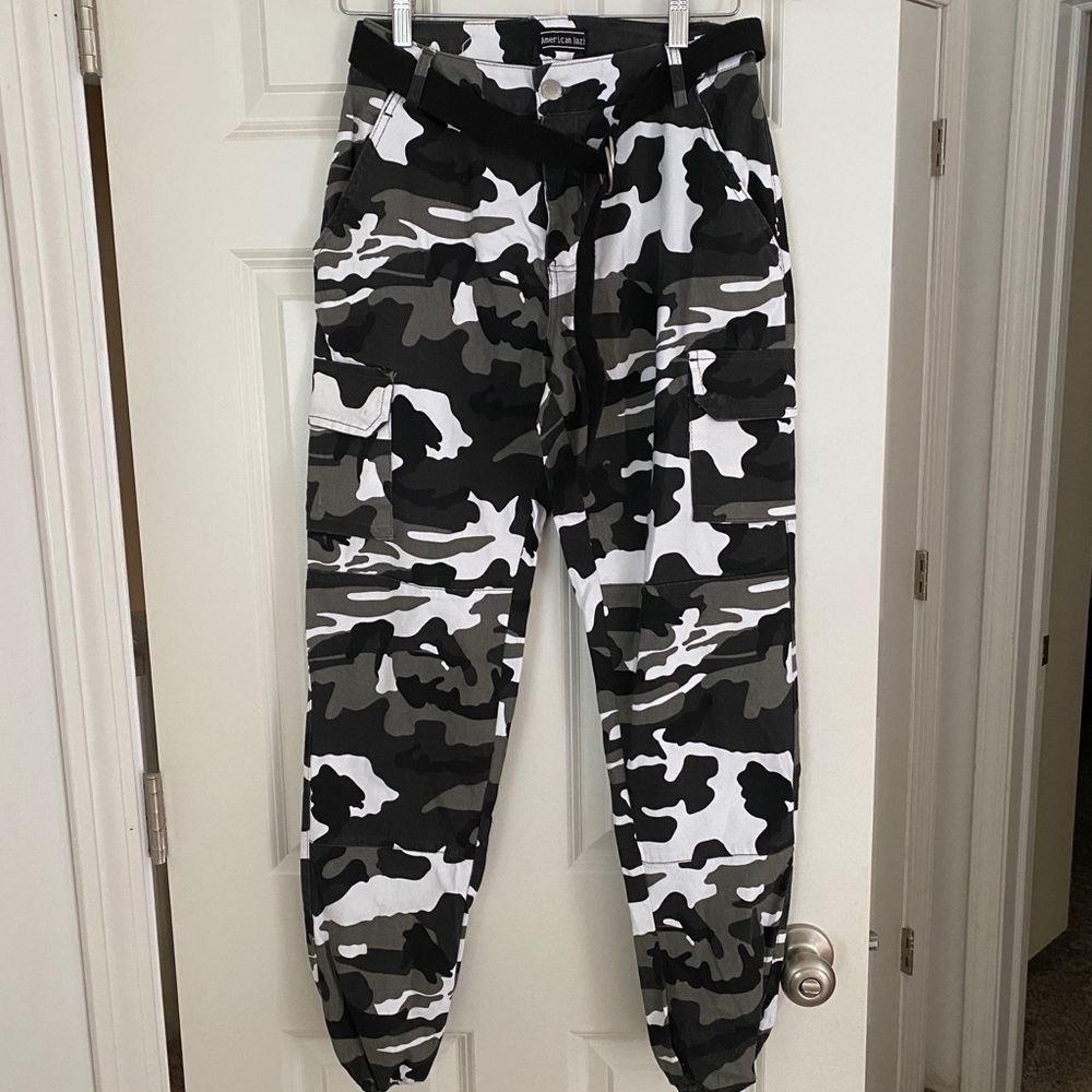 Akira Cargo Camo Pants